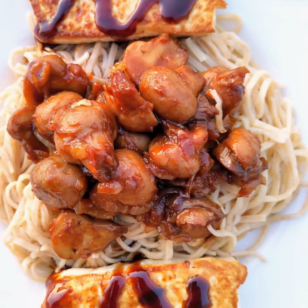 Hoisin Mushrooms and Tangy Tofu